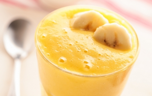 banana-mango-smoothie-square